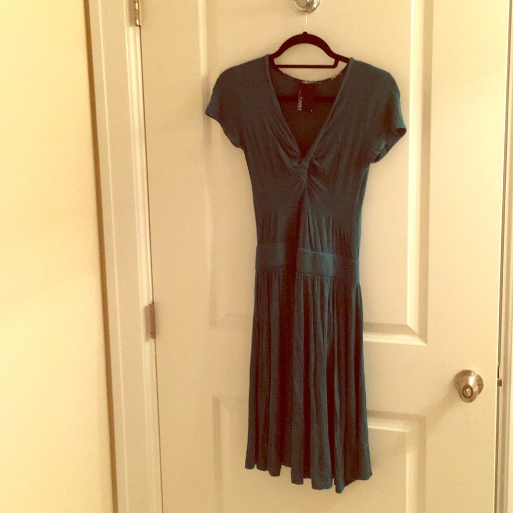 Green t shirt dress